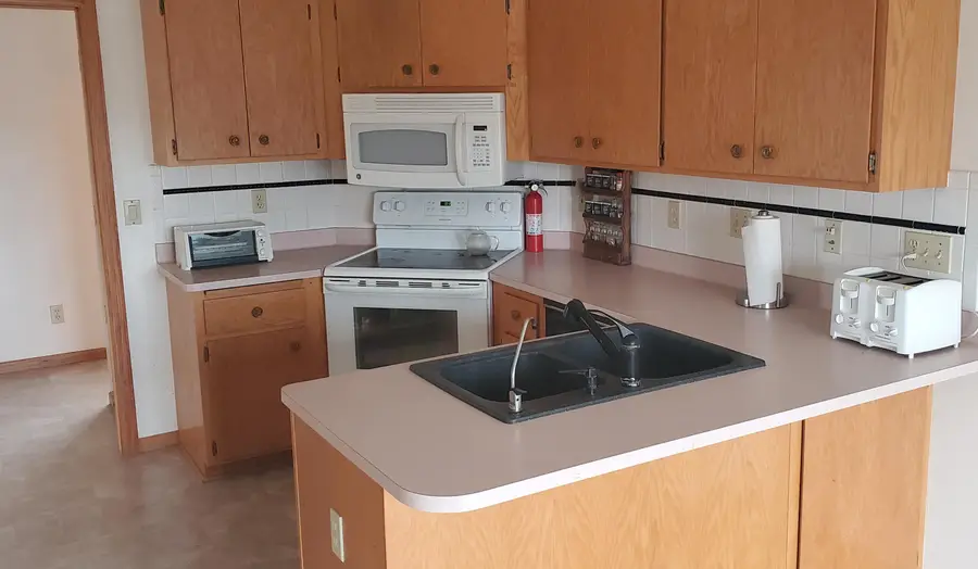 8130 Forest View Rd, Kewaskum, WI 53040 - #2