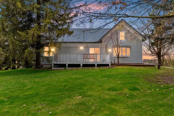 1202 County Road S, Cato, WI 54220