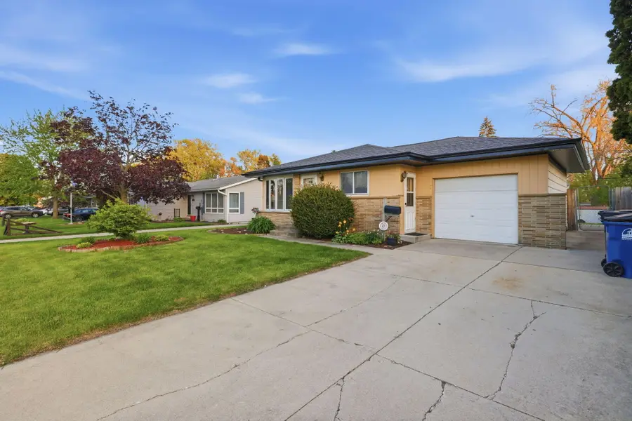 5419 Marboro Dr, Racine, WI 53406 - #3