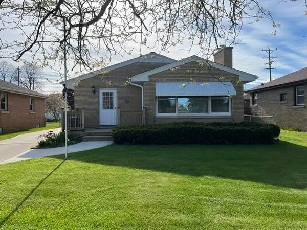 3506 Sheridan Rd, Kenosha, WI 53140