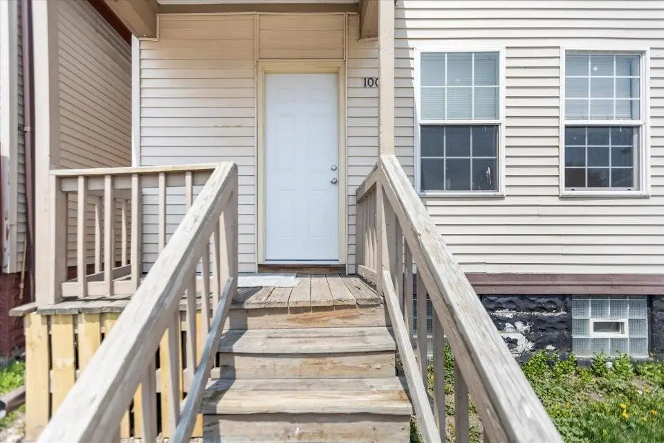 1004 W Mineral St, Milwaukee, WI 53204 - #1