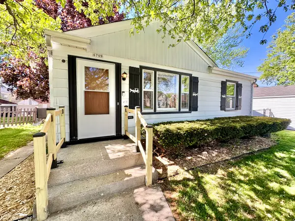 6709 W Chambers St, Milwaukee, WI 53210