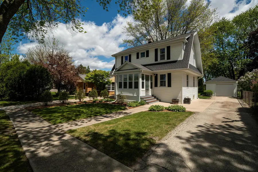 610 N 99th St, Wauwatosa, WI 53226 - #3
