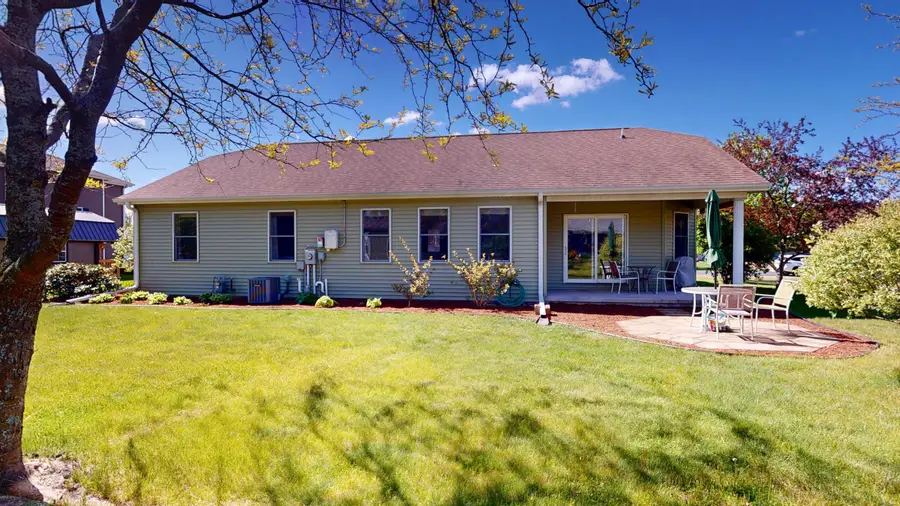 24328 Cardinal Ct, Trempealeau, WI 54661 - #2