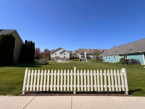 1026 Wisconsin Ave, Sheboygan, WI 53081
