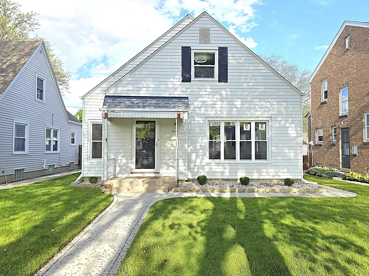 3018 N 77th St, Milwaukee, WI 53222 - #1