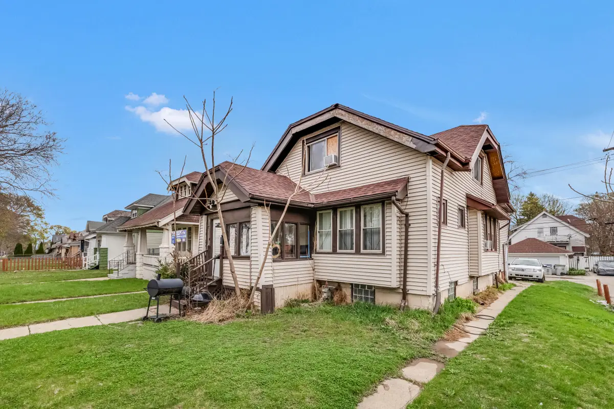 2320 N 47th St, Milwaukee, WI 53210 - #1