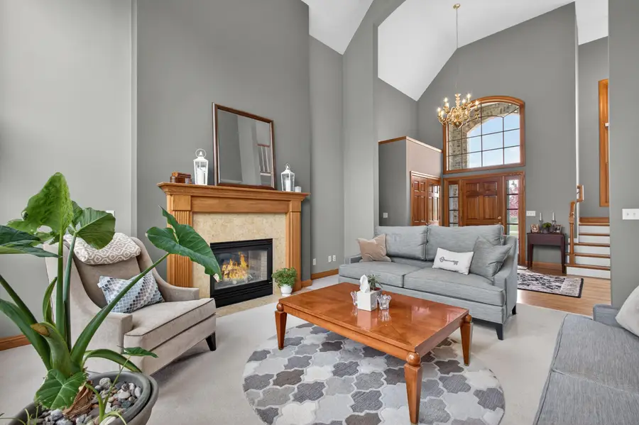 1578 Fox Hollow Ln, Cedarburg, WI 53012 - #3