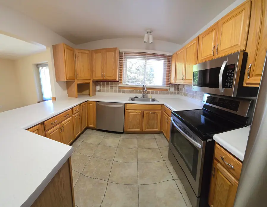 4077 W College Ave, Franklin, WI 53132 - #3