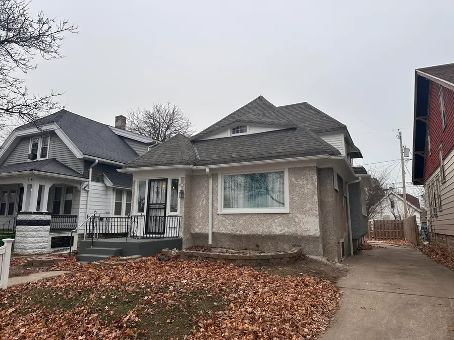 3014 N 41st St, Milwaukee, WI 53210 - #3