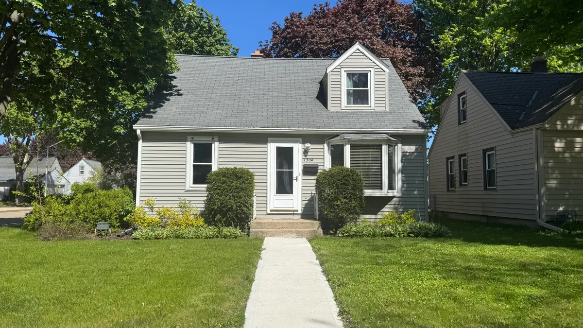1304 S 115th St, West Allis, WI 53214 - #1