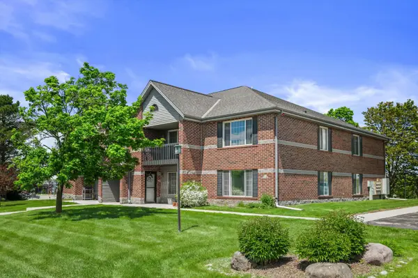 S75W16788 Jacob Ct, Muskego, WI 53150