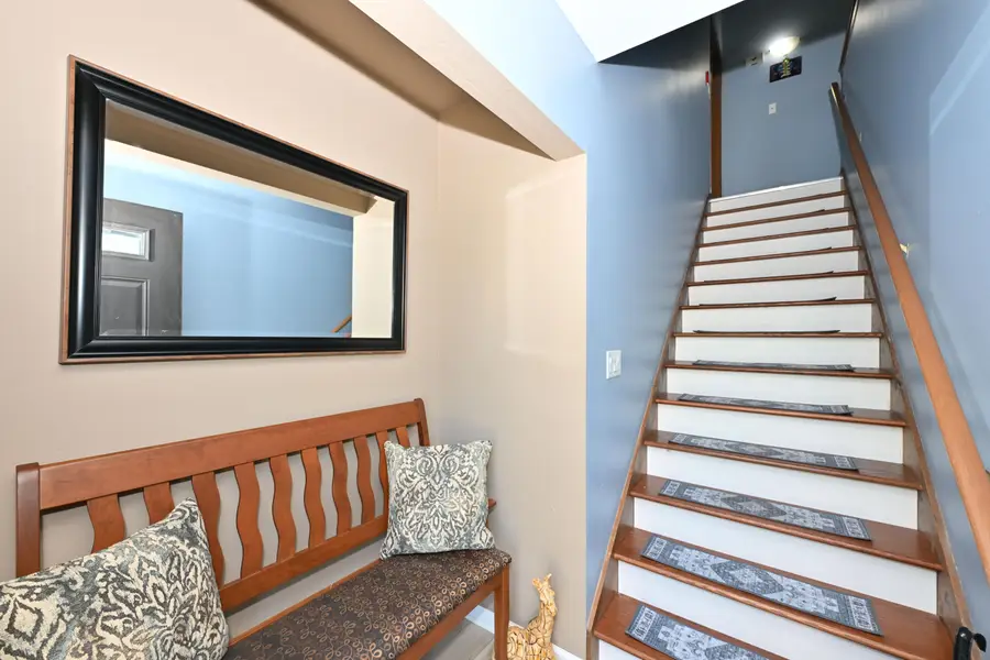 N110W16973 Ashbury Cir, Germantown, WI 53022 - #2