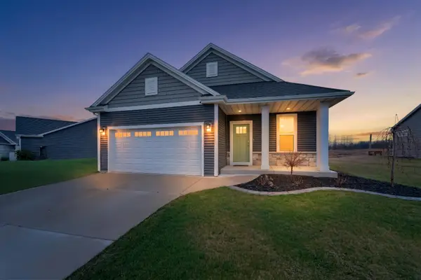 7062 Creekside Ct, Mount Pleasant, WI 53406