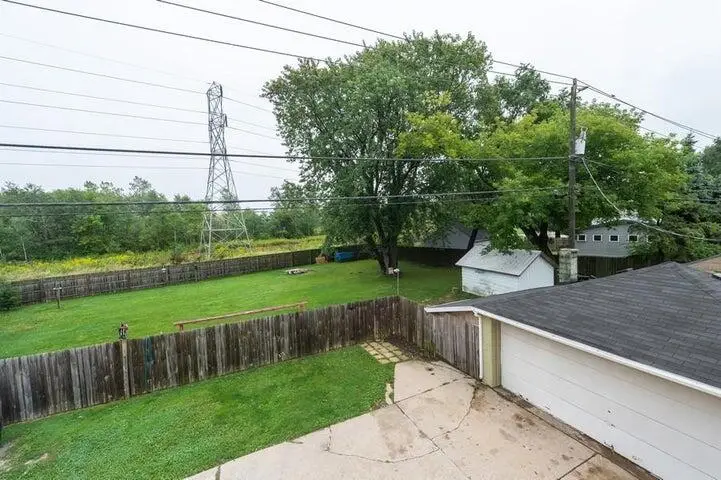 5102 S Nicholson Ave, Cudahy, WI 53110 - #3