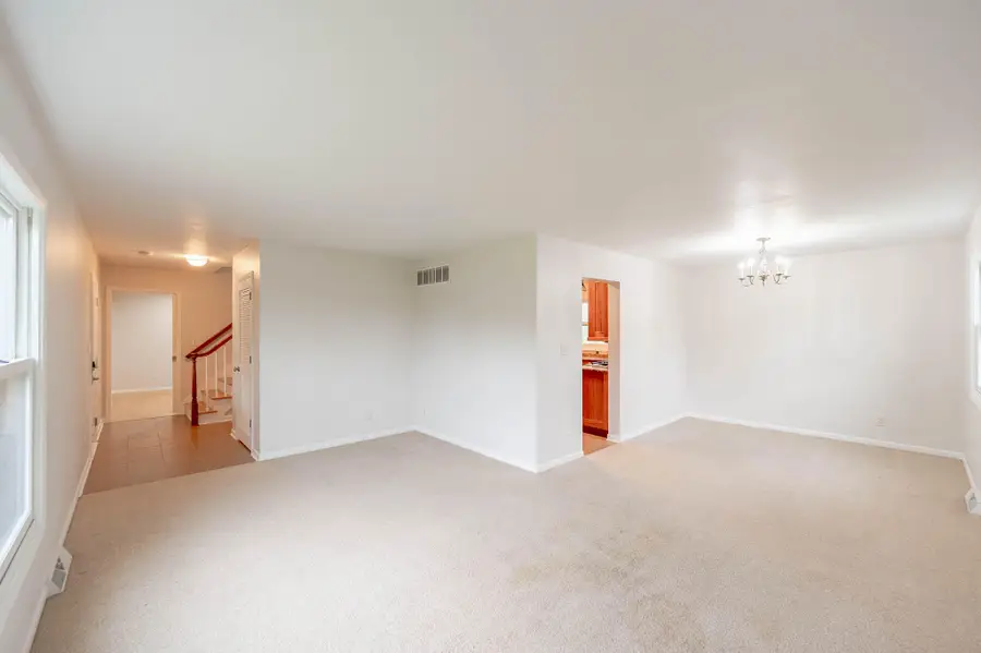 12740 W Eden Trl, New Berlin, WI 53151 - #3