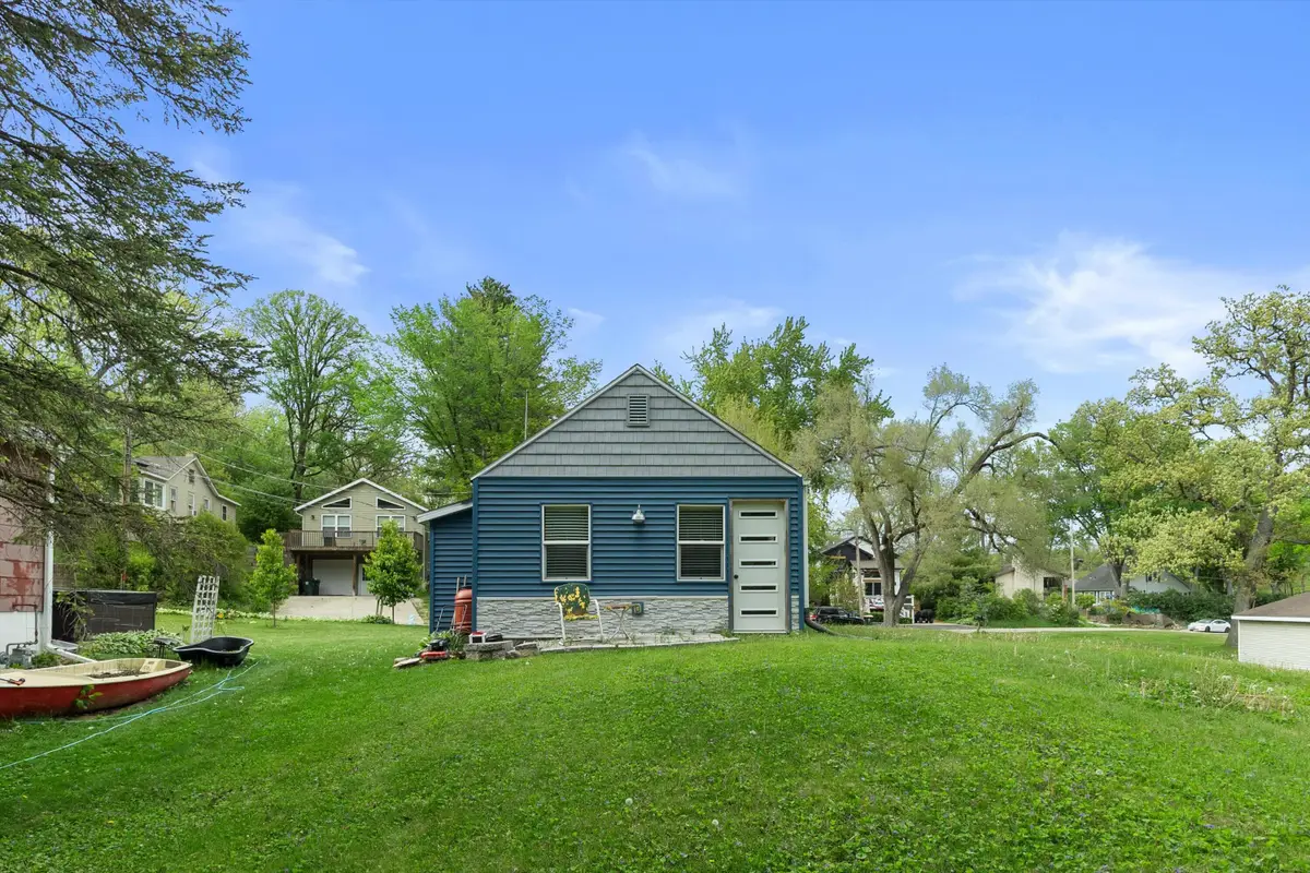 323 Oak Ridge Dr, Twin Lakes, WI 53181 - #1