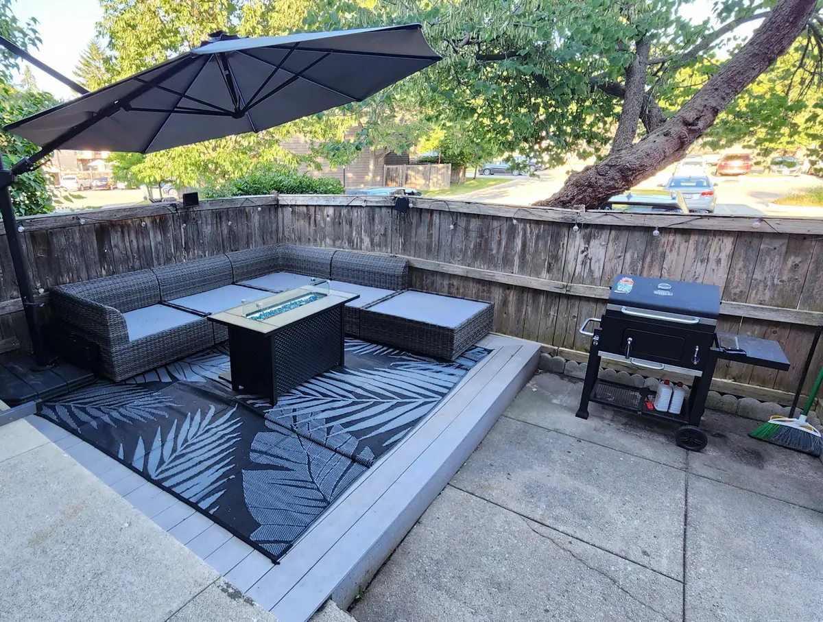 6987 W Glenbrook Rd, Milwaukee, WI 53223 - #1
