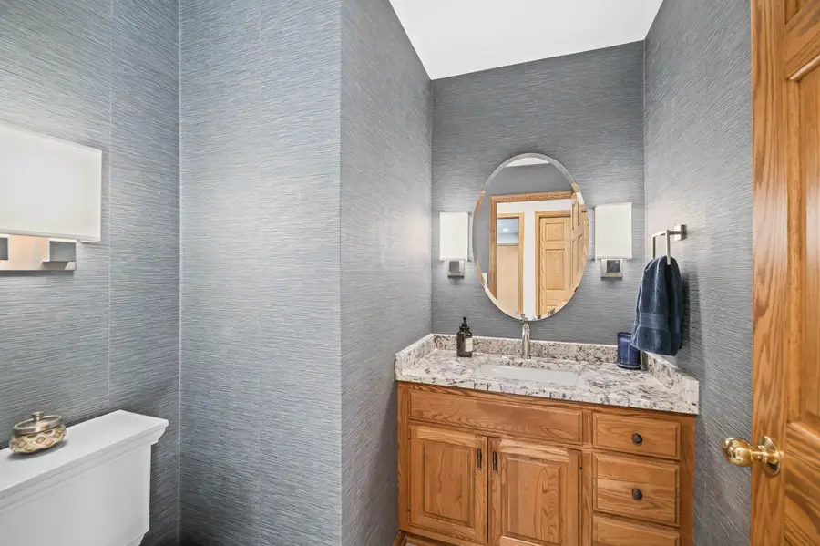 345 N Elm Grove Rd, Brookfield, WI 53005 - #3