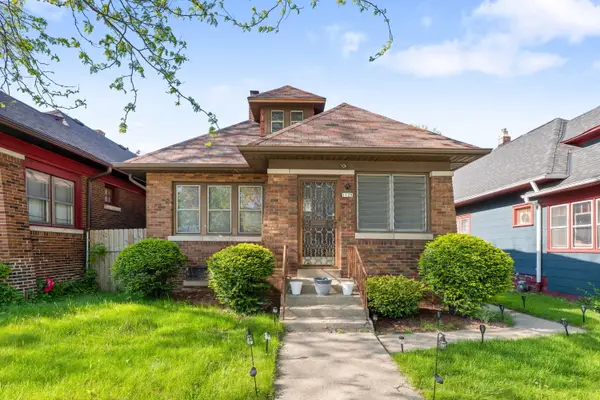 1128 W Capitol Dr, Milwaukee, WI 53206