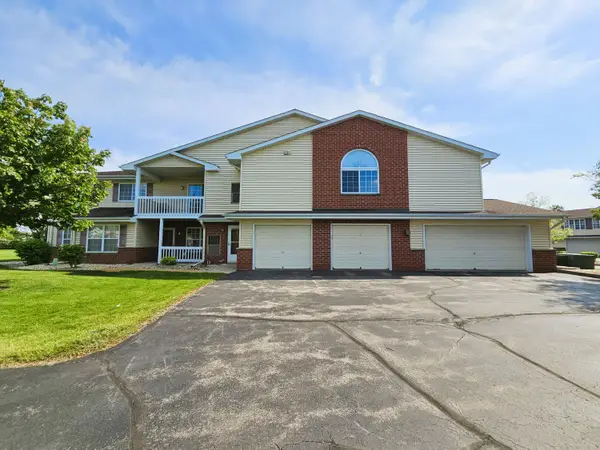 24961 87th St, Salem Lakes, WI 53168