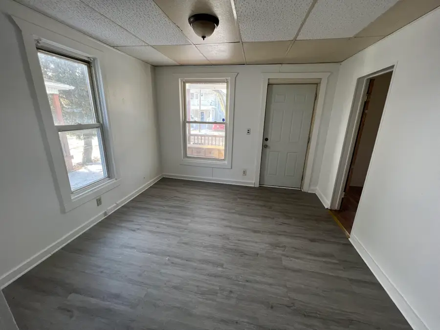 413 Park View Dr, Racine, WI 53404 - #2