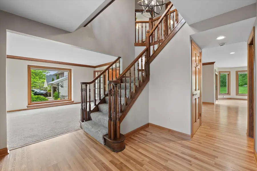 4385 S Sommerset Dr, New Berlin, WI 53151 - #3