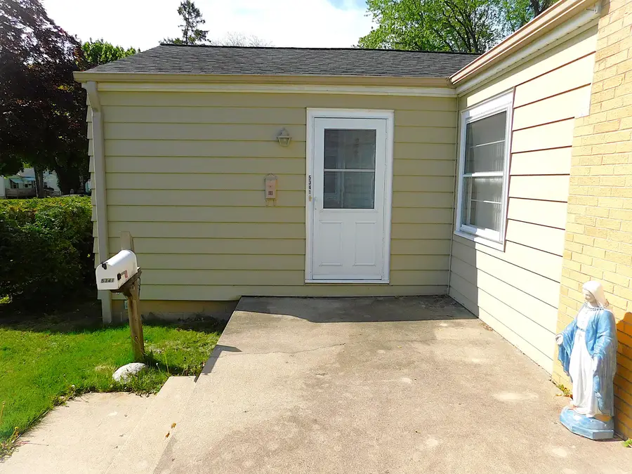 5341 N 49th St, Milwaukee, WI 53218 - #2