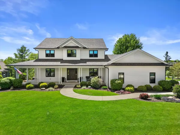 8604 222nd Ct, Salem Lakes, WI 53168