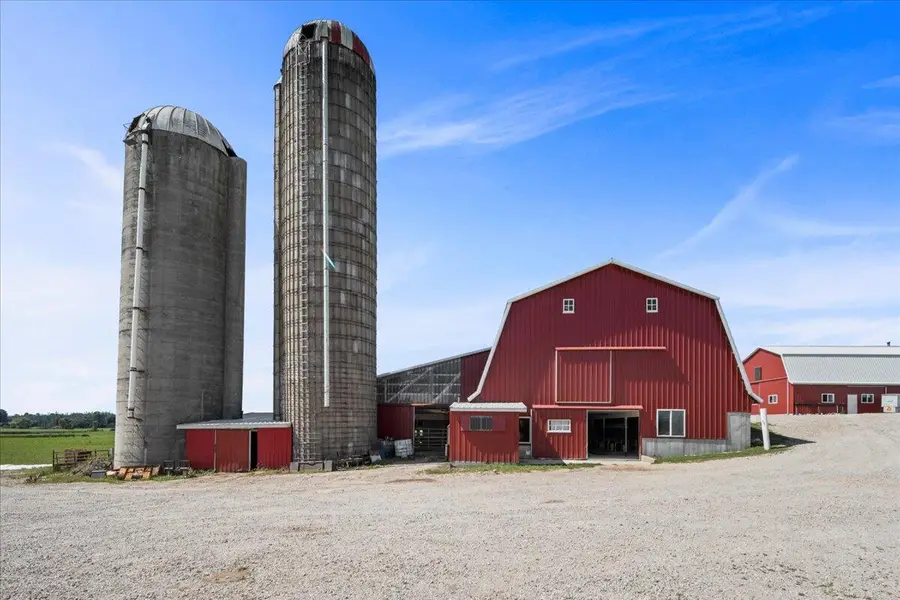 W1731 Kiel Rd, New Holstein, WI 53061 - #3