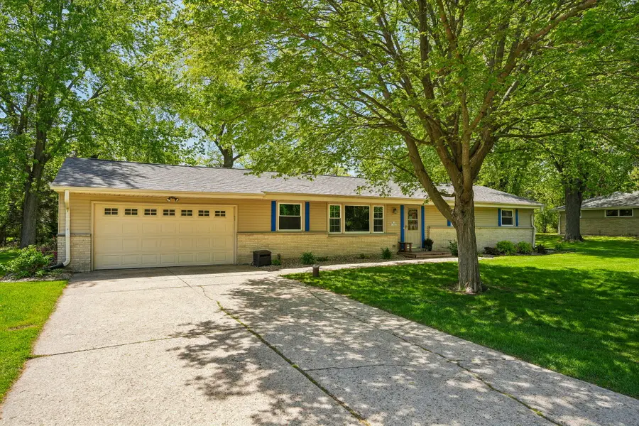N50W17803 Greenview Ave, Menomonee Falls, WI 53051 - #3