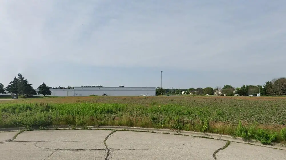 2525 Norwood Ct, Racine, WI 53403 - #1