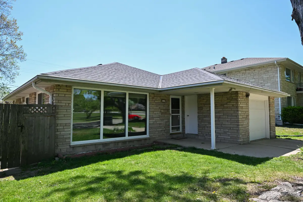 8317 W Cleveland Ave, West Allis, WI 53219 - #1