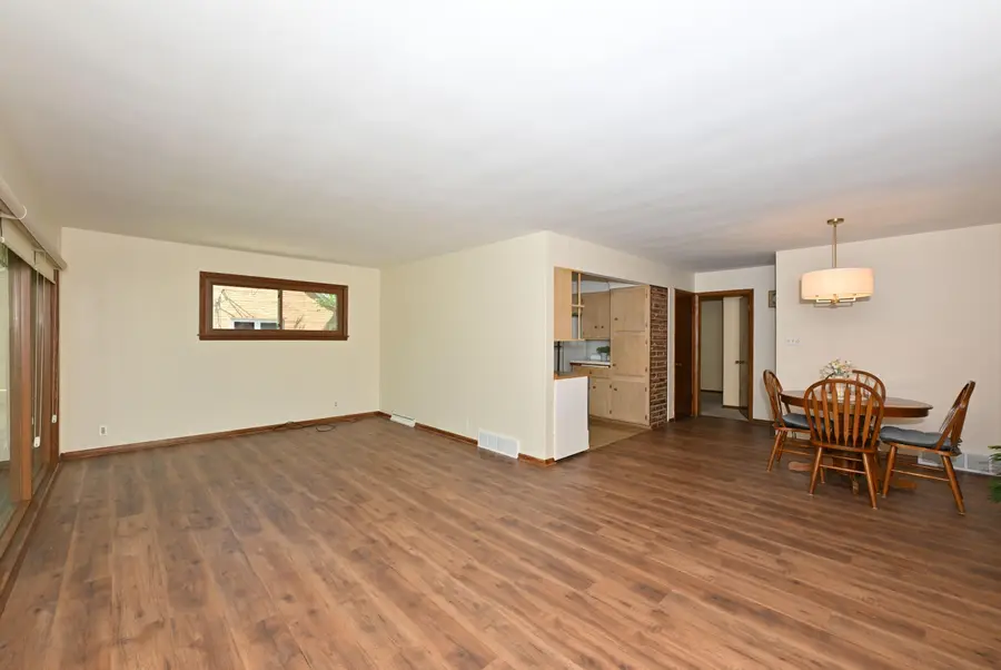 8317 W Cleveland Ave, West Allis, WI 53219 - #3