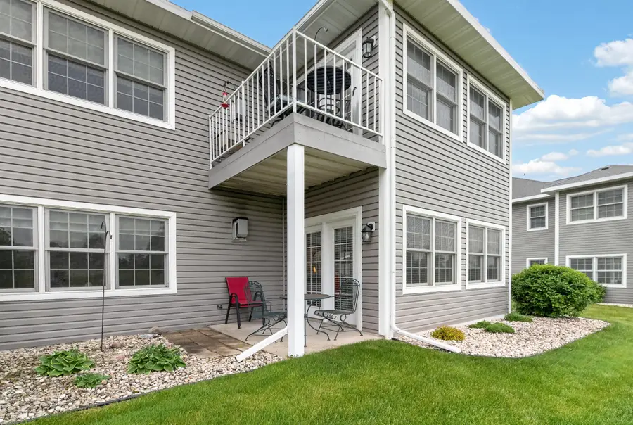 210 Potter Rd, Elkhorn, WI 53121 - #2