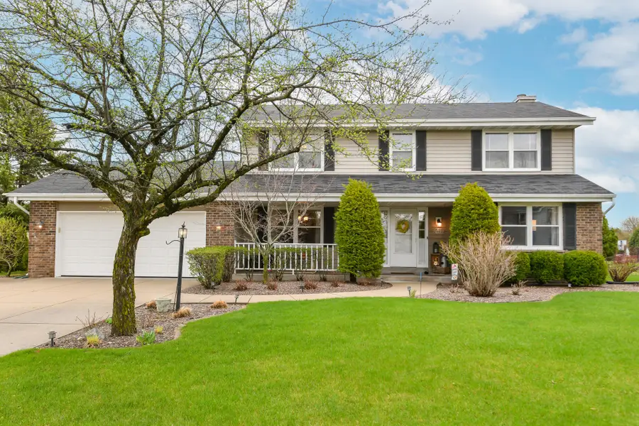 W166N10248 Calico Ln, Germantown, WI 53022 - #2