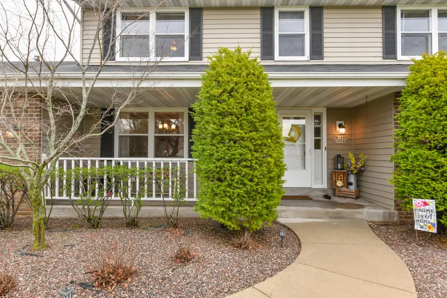 W166N10248 Calico Ln, Germantown, WI 53022 - #3