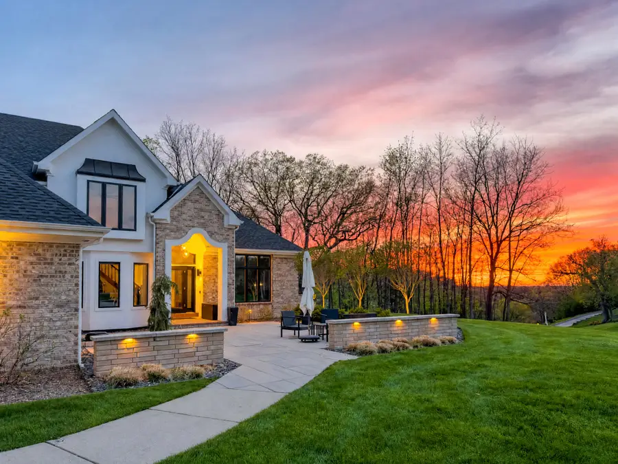 W307N2873 Fieldwood Dr, Delafield, WI 53072 - #3