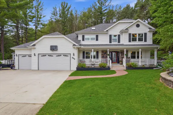 835 Suhrke Rd, Plymouth, WI 53073