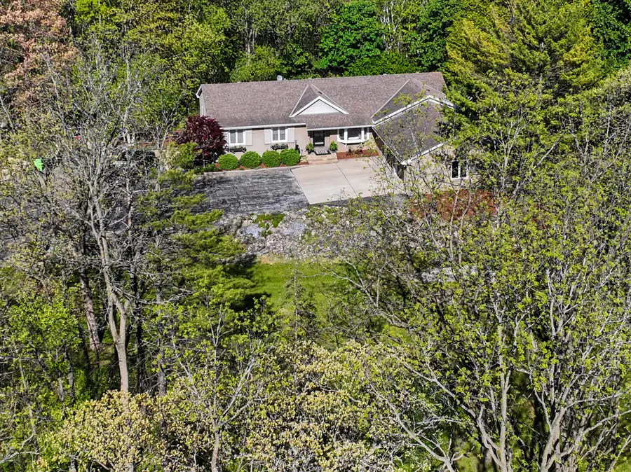 4935 Buena Park Rd, Waterford, WI 53185 - #2