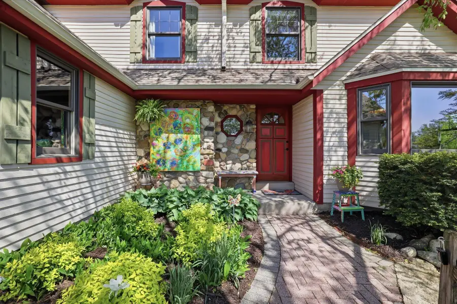 W297S3240 Boettcher Rd, Waukesha, WI 53189 - #3