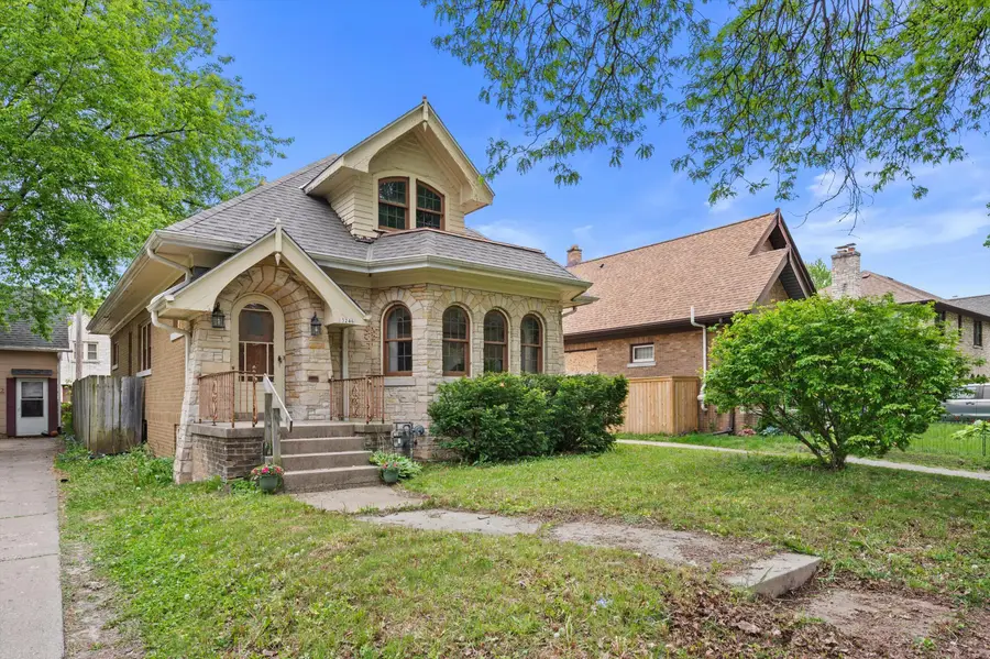 3246 N 49 St, Milwaukee, WI 53216 - #2