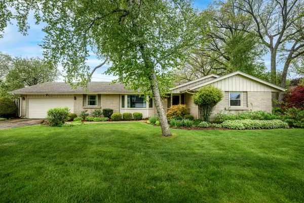 1613 September Dr, Caledonia, WI 53402