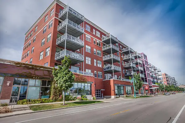 601 E Erie St, Milwaukee, WI 53202