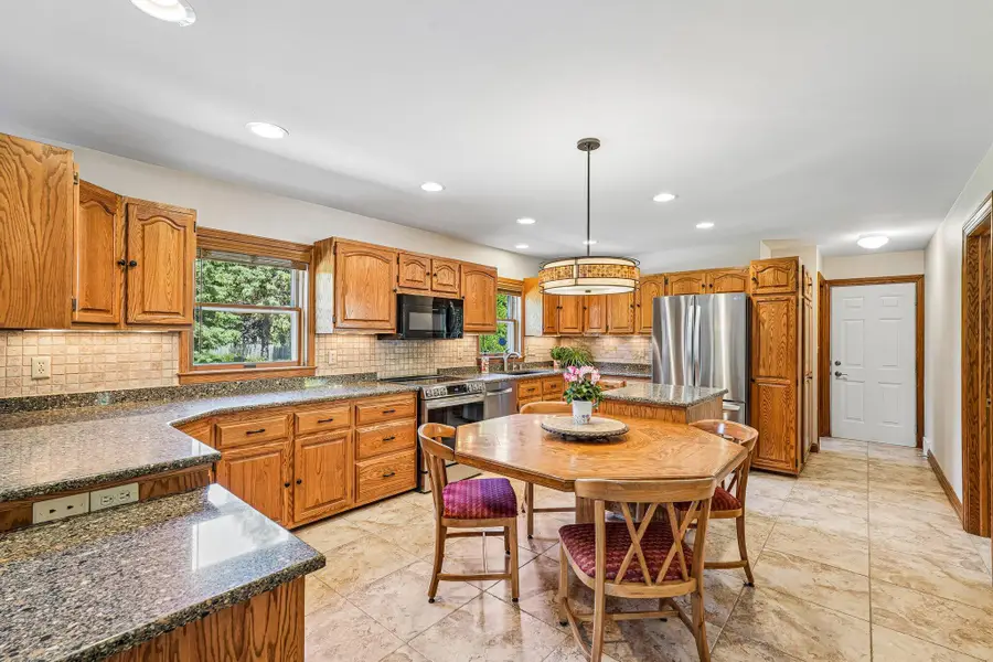 W68N347 Palmetto Ave, Cedarburg, WI 53012 - #3