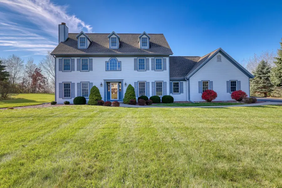 W284N4919 Roosevelts Quay, Merton, WI 53072 - #2