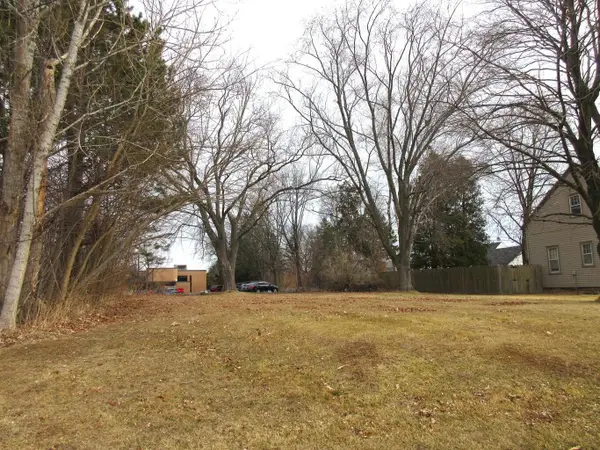 2918 Superior Ave, Sheboygan, WI 53081