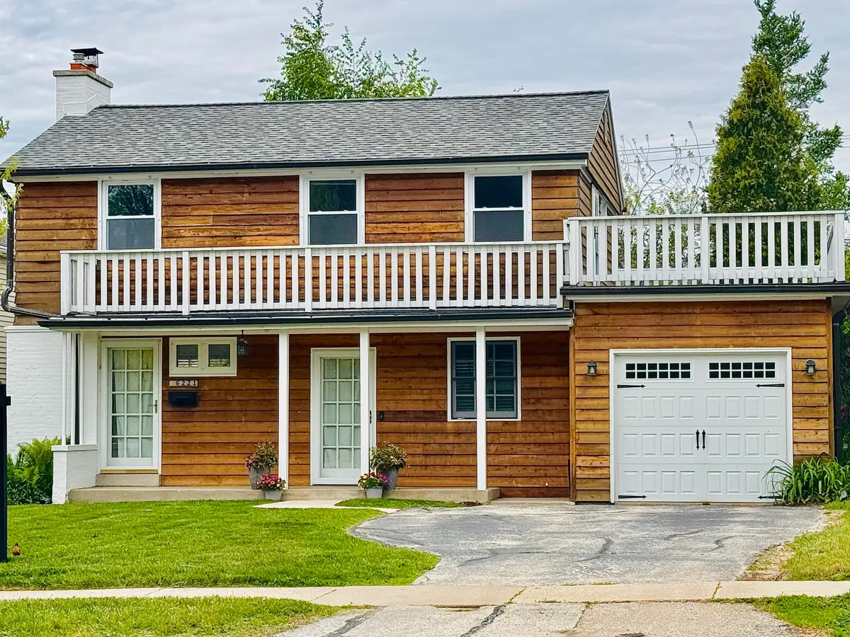 6221 N Lake Dr, Whitefish Bay, WI 53217 - #1