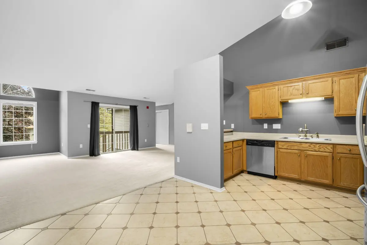 9322 W Loomis Rd, Franklin, WI 53132 - #1