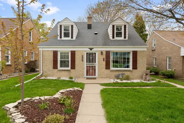 3232 N 79th St, Milwaukee, WI 53222